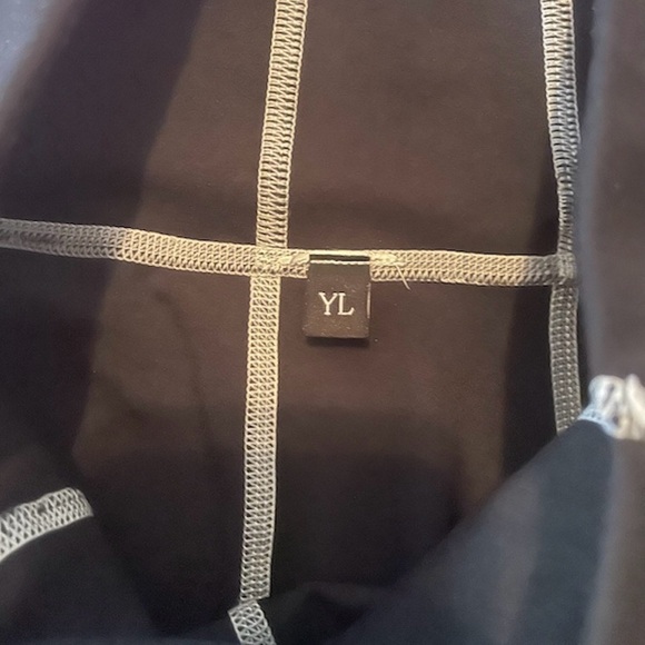 Jo & Jax shorts - Picture 3 of 3